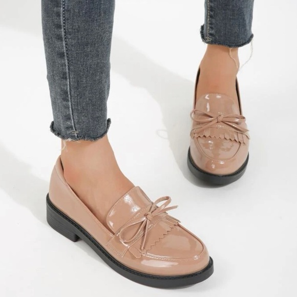 Tan Patent Loafers Shoe - Picture 4 of 6